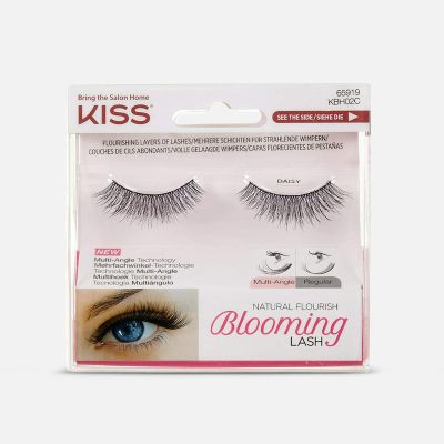 Blooming Lash With Glue