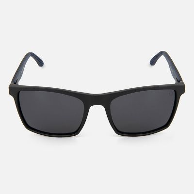 نظارة شمسية ريترو مربعة بعدسات سوداء وإطار أسود