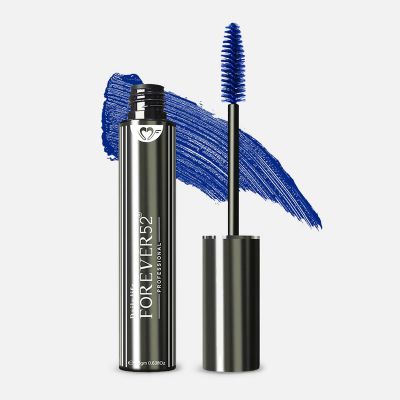 Mascara With Thick Brush